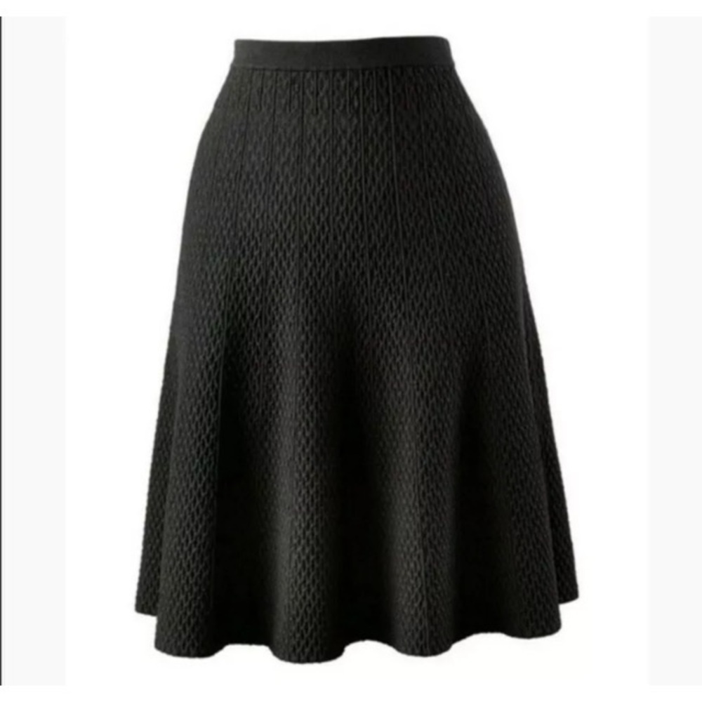 CAbi Style #214 Black Textured Amelie A-line Skirt Size Medium.